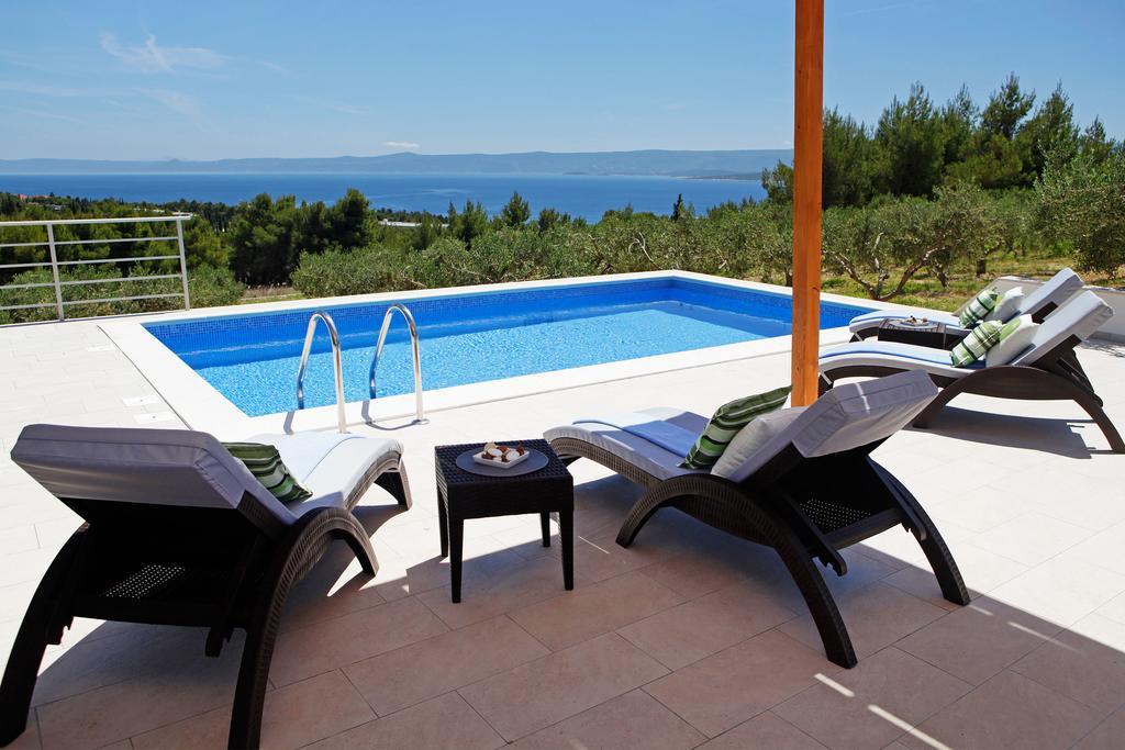 Holiday Homes Oliva Bol Pokoj fotografie